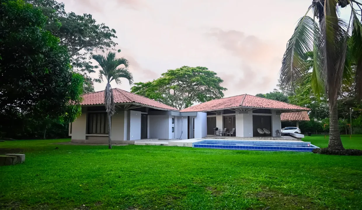 Casa-Rozo-6-GrUbika-004
